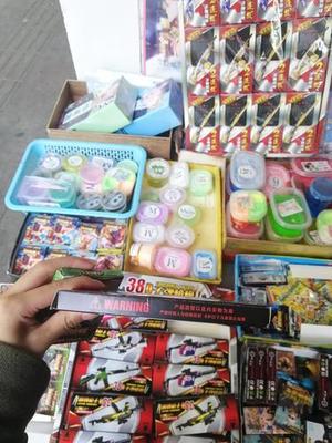 莞城校園周邊環(huán)境隱憂 無證經(jīng)營、問題商品與流動攤販待整治